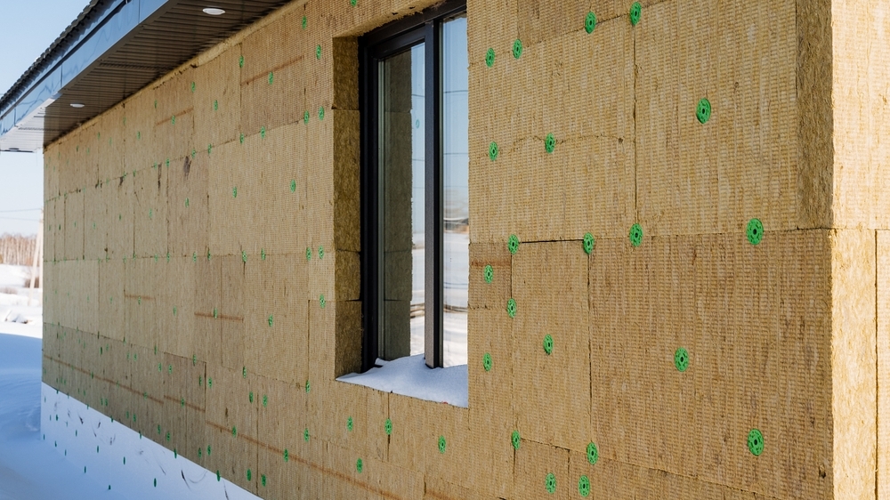 découvrez nos conseils et solutions pour une isolation renforcée afin de préparer efficacement votre maison à l'hiver et économiser de l'énergie.